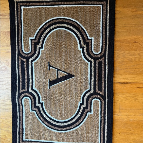 Frontgate Monogram Rug  'A' - NWT - Picture 5 of 15